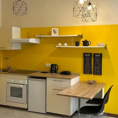 Station West - 5 Terre La Spezia